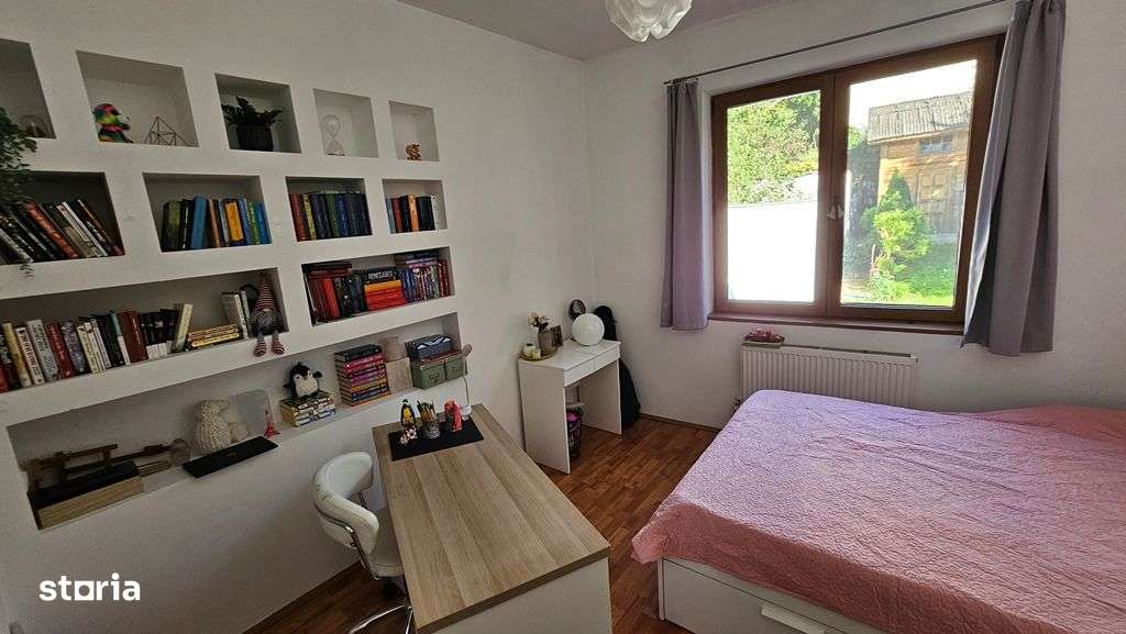 Casa de vanzare central, langa Liceul Papiu - Imagine principală: 4/13