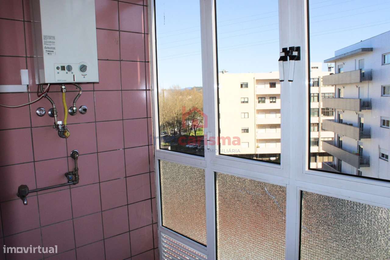 Apartamento T2 em Fermentões, Guimarães-23