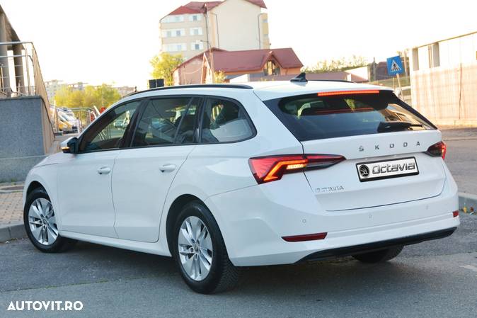 Skoda Octavia 2.0 TDI Style - 7