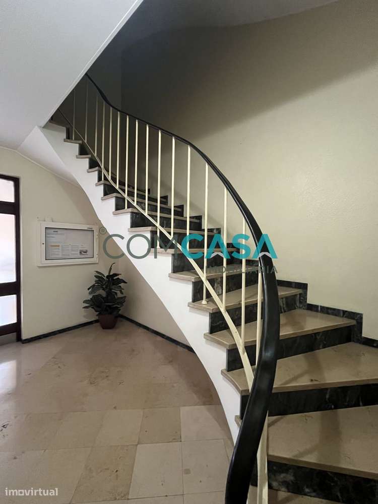 Apartamento 5 assoalhadas (T4) | varandas | permutas | Matosinhos-50