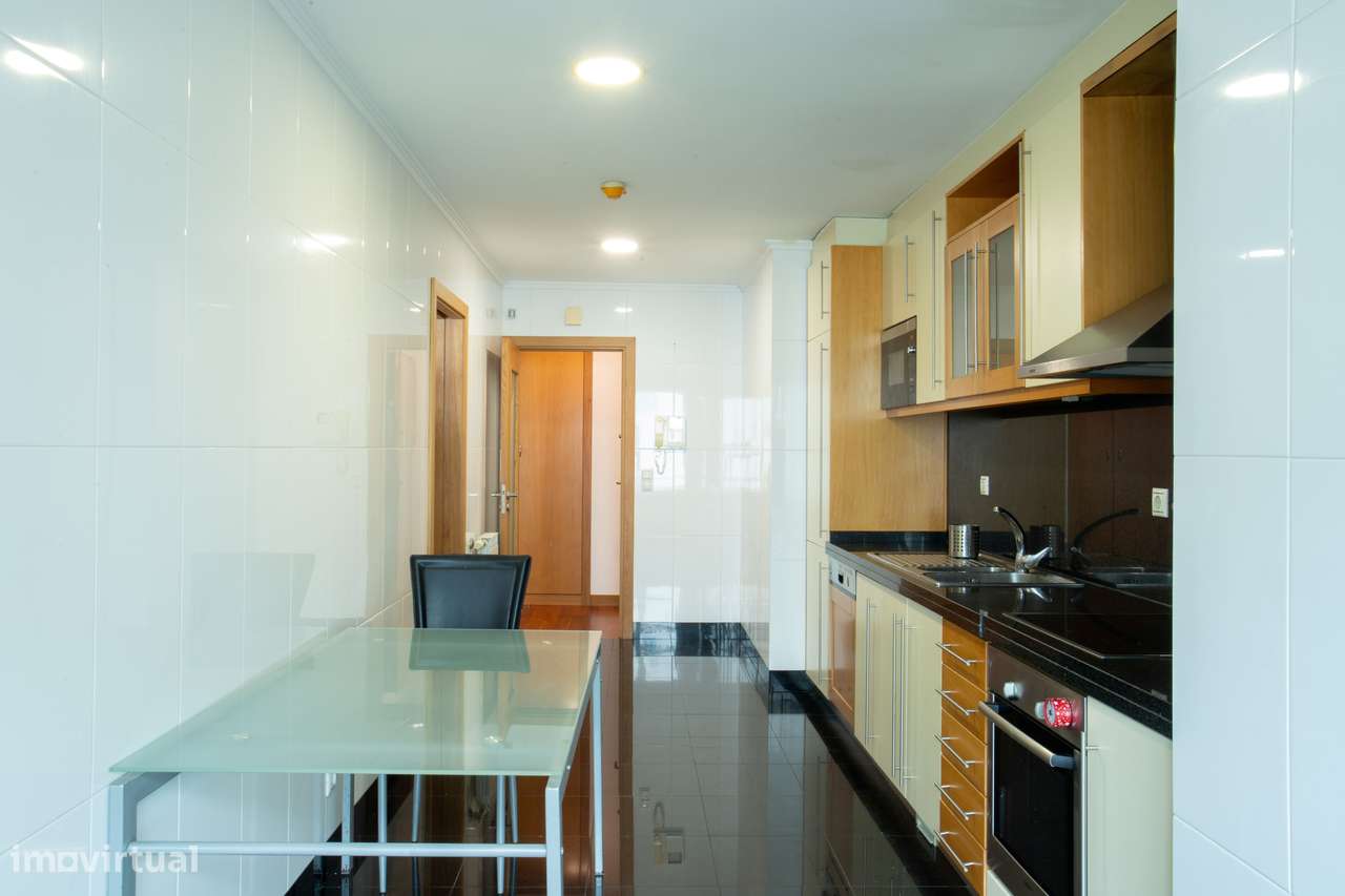 Viver a 250 m do Mar | T2 com Garagem Box + 1 Lugar em Espinho SD/CO - Grande imagem: 5/23