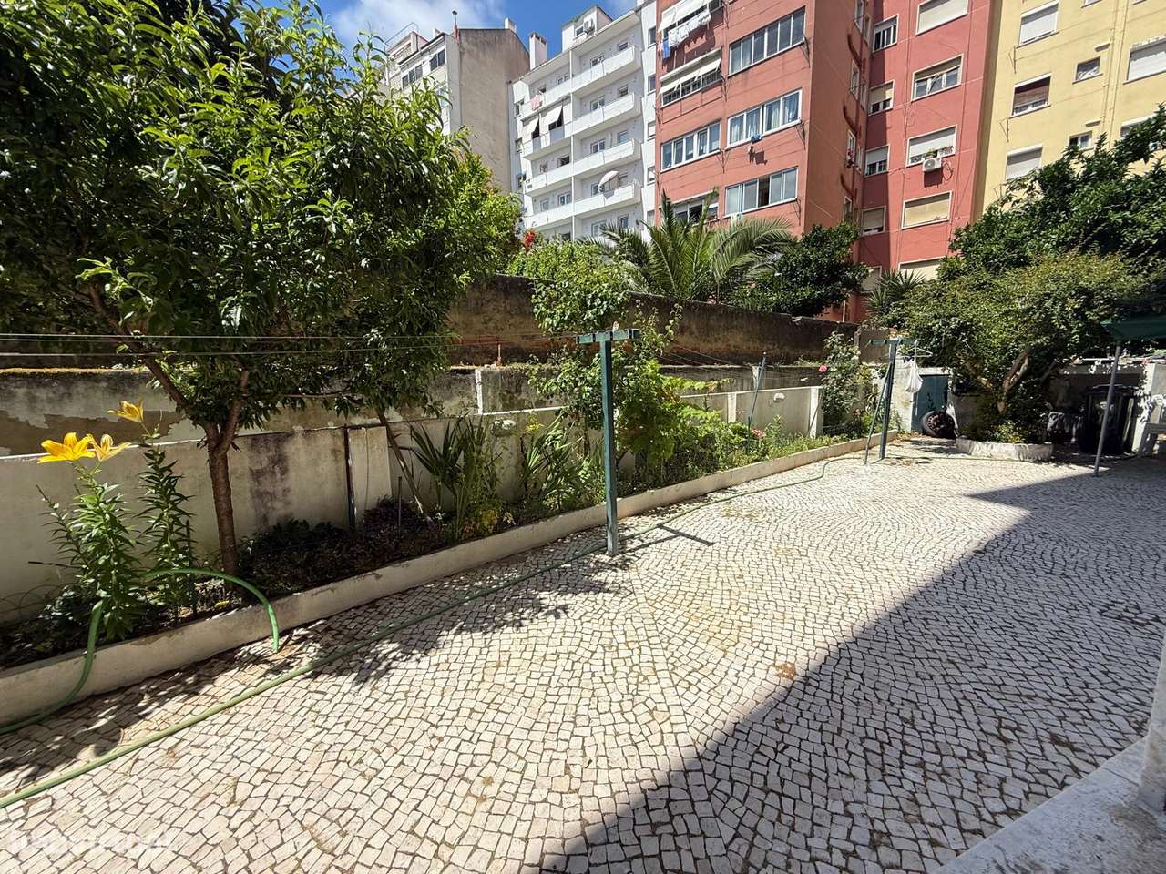 Apartamento T2 com acesso a quintal na Penha de Franca-12