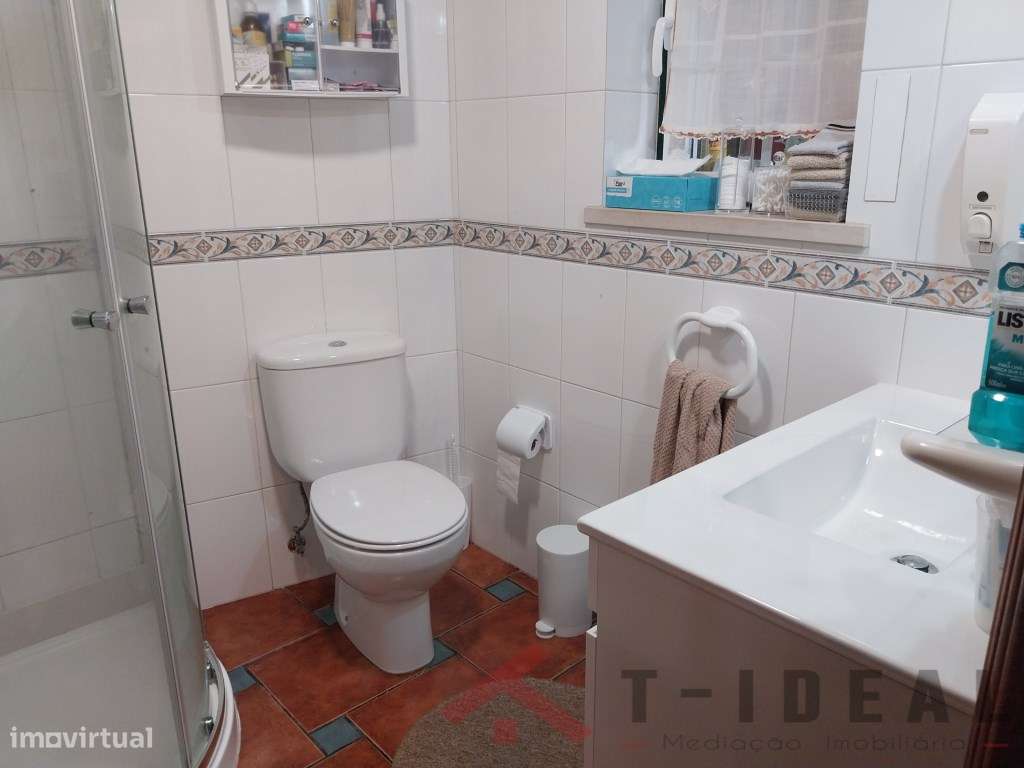 Moradia T3+1 próxima das praias-7