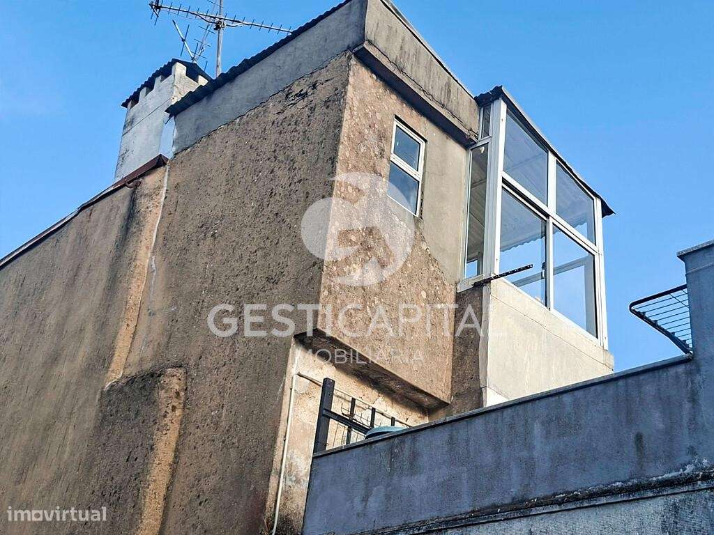 Prédio com 3 Pisos no Bonfim – Ideal para reabilitação e investimento - Grande imagem: 4/41