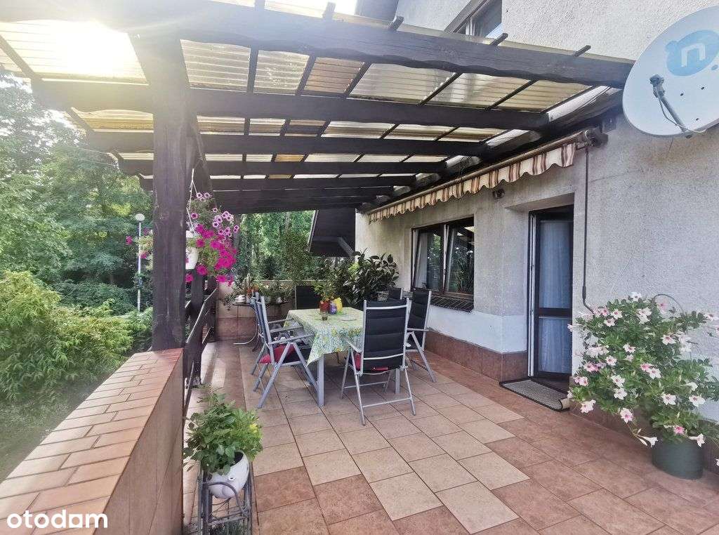 Dom wolnostojący w Mirkowie, cicho i zielono-14