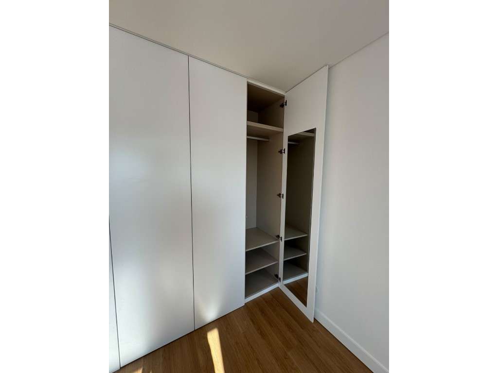 Moradia T3 com Garagem e Suite a venda na Maçã Sesimbra-31