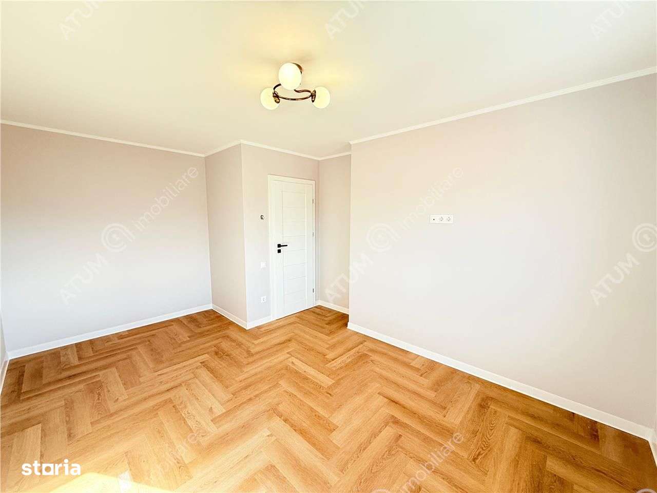 Casa individuala la cheie cu 4 camere in Selimbar zona Mihai Viteazu-13