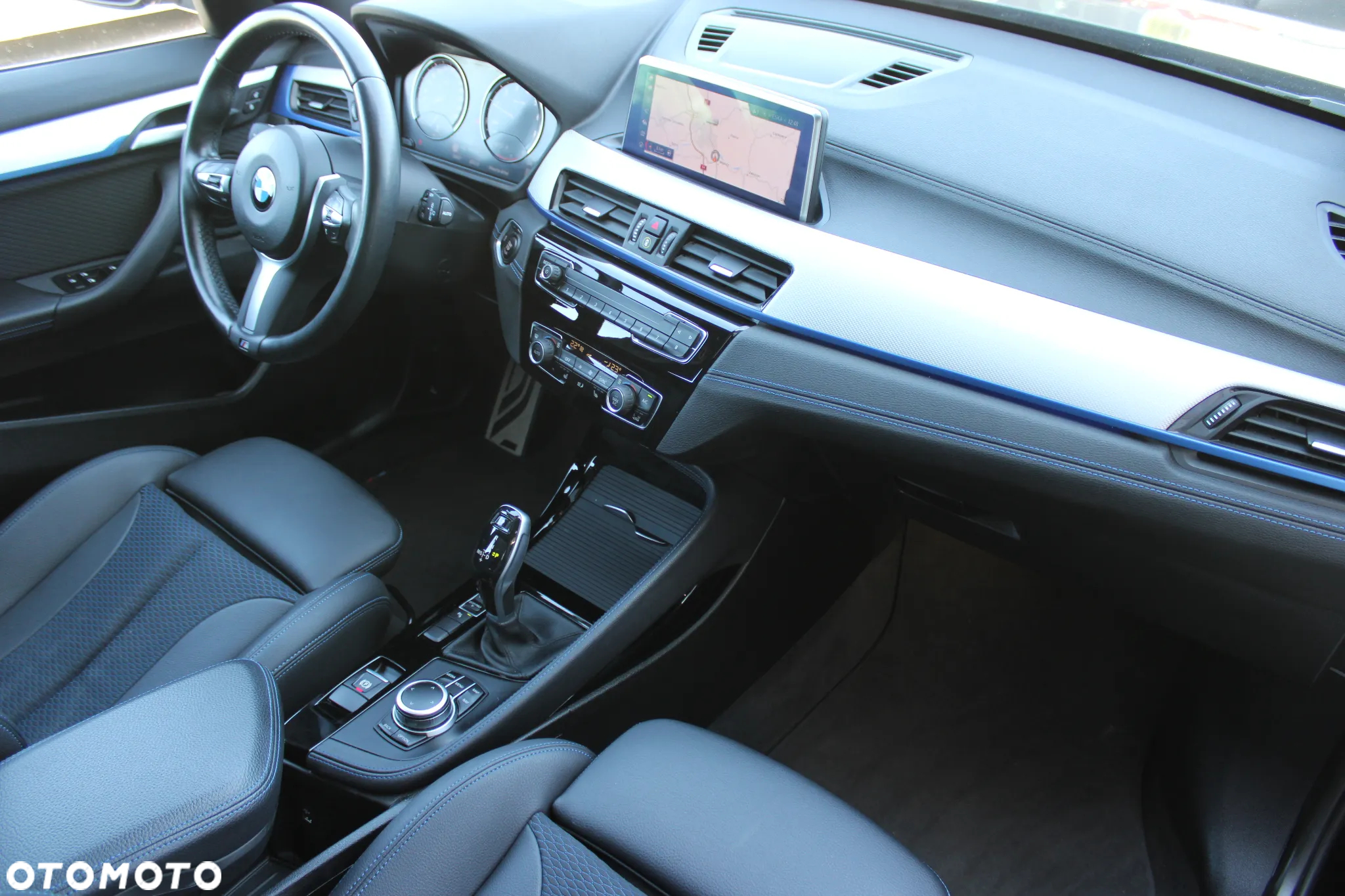 BMW X1 sDrive18i - 16
