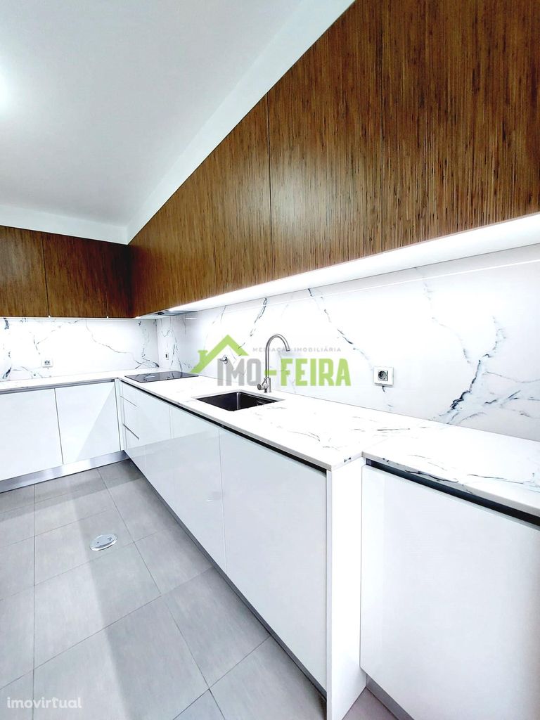 Apartamento T4, Vila Nova de Gaia