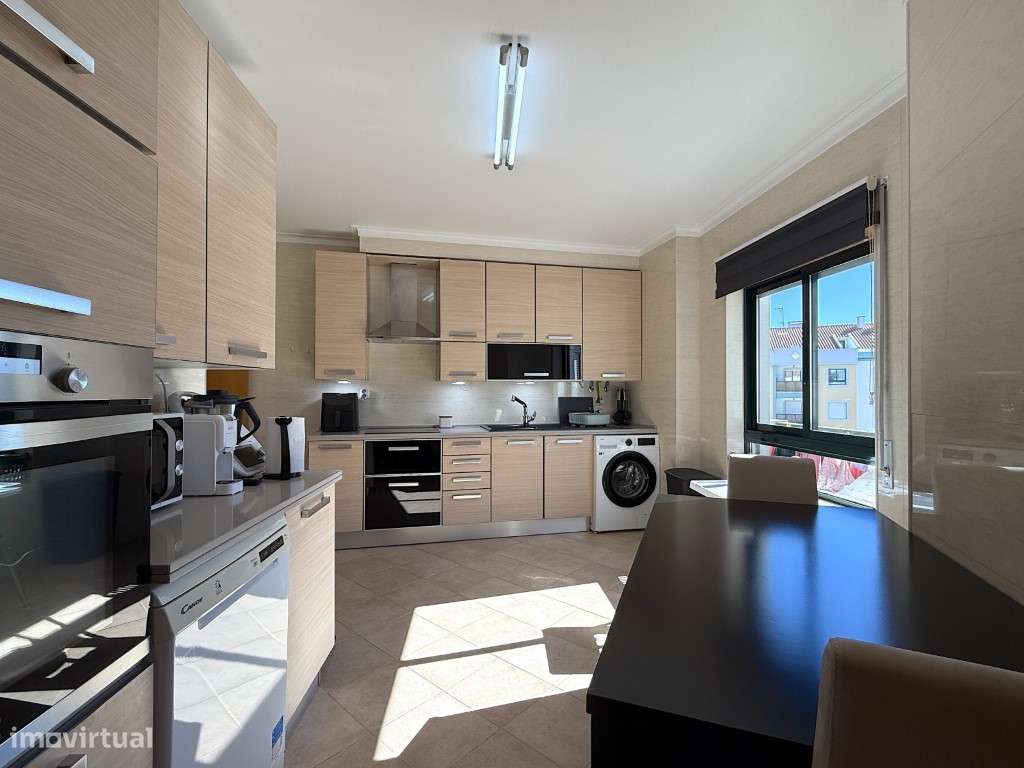 T2 + 1 Alhos Vedros - Grande imagem: 5/23