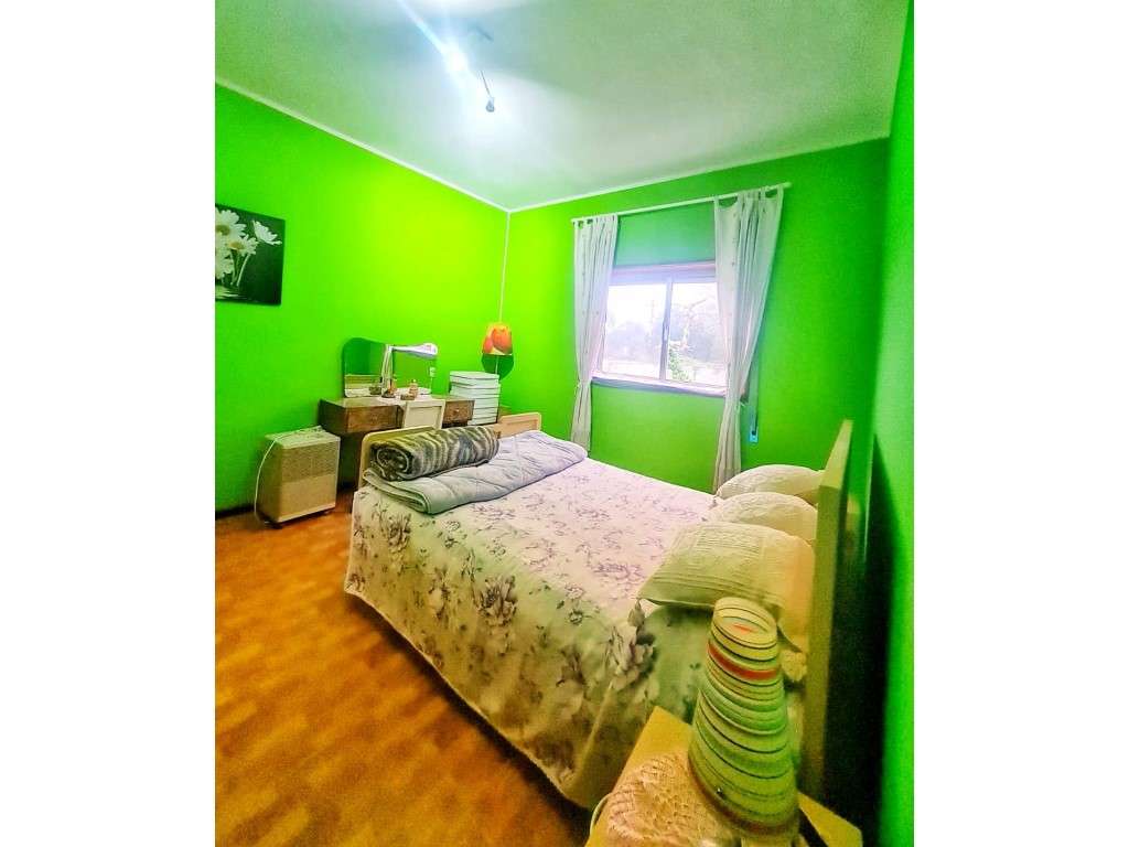 Moradia V4/T4 rés do chão e isolada em Guifões- Porto-16