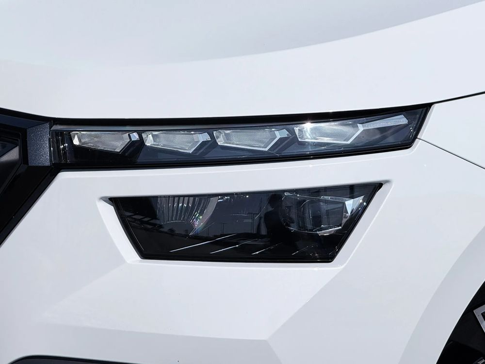 Skoda Kamiq 1.5 TSI Monte Carlo DSG 2023 — zdjęcie 2