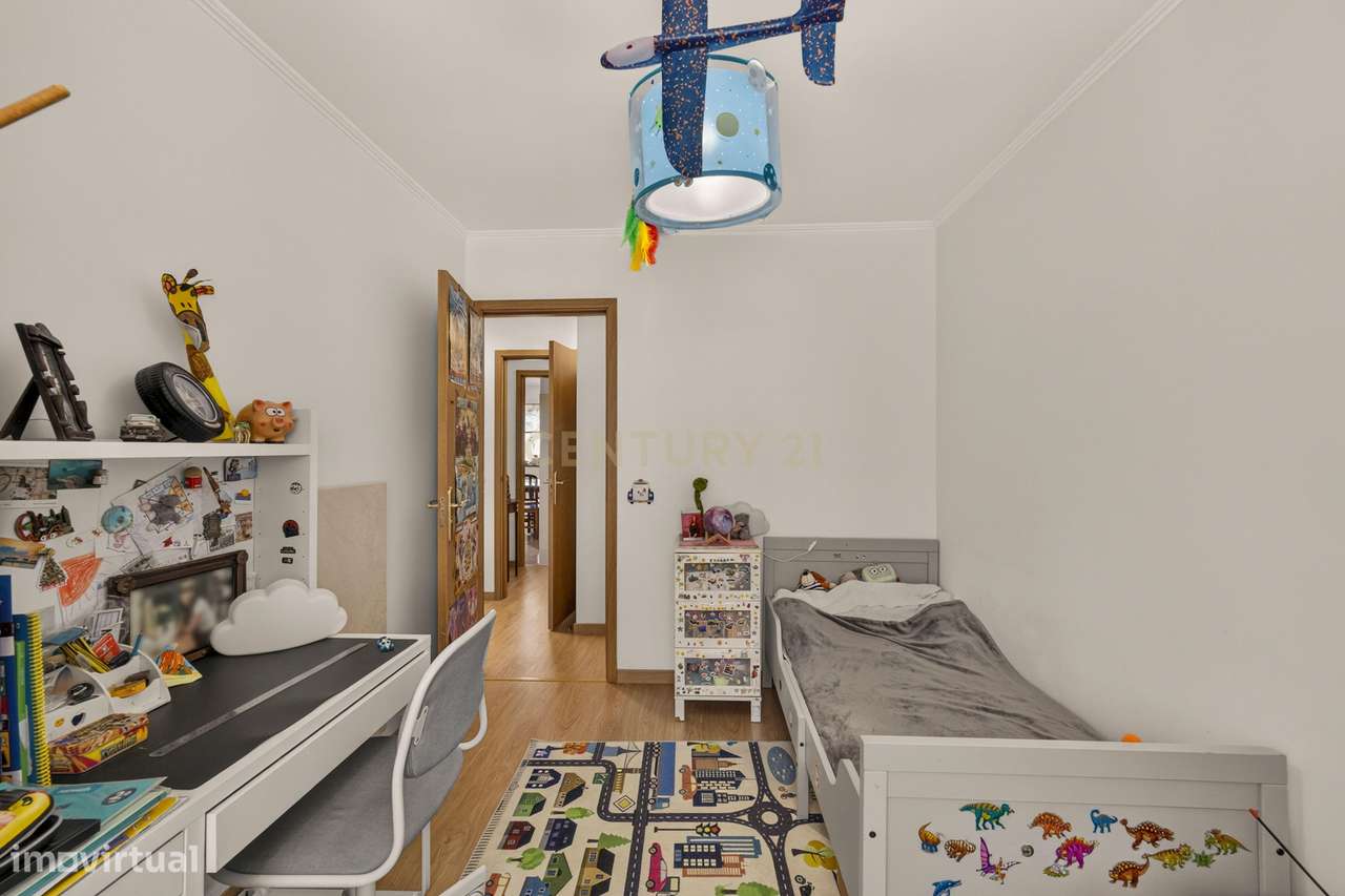 Apartamento T3 com parqueamento privativo (Monte da Caparica)-21
