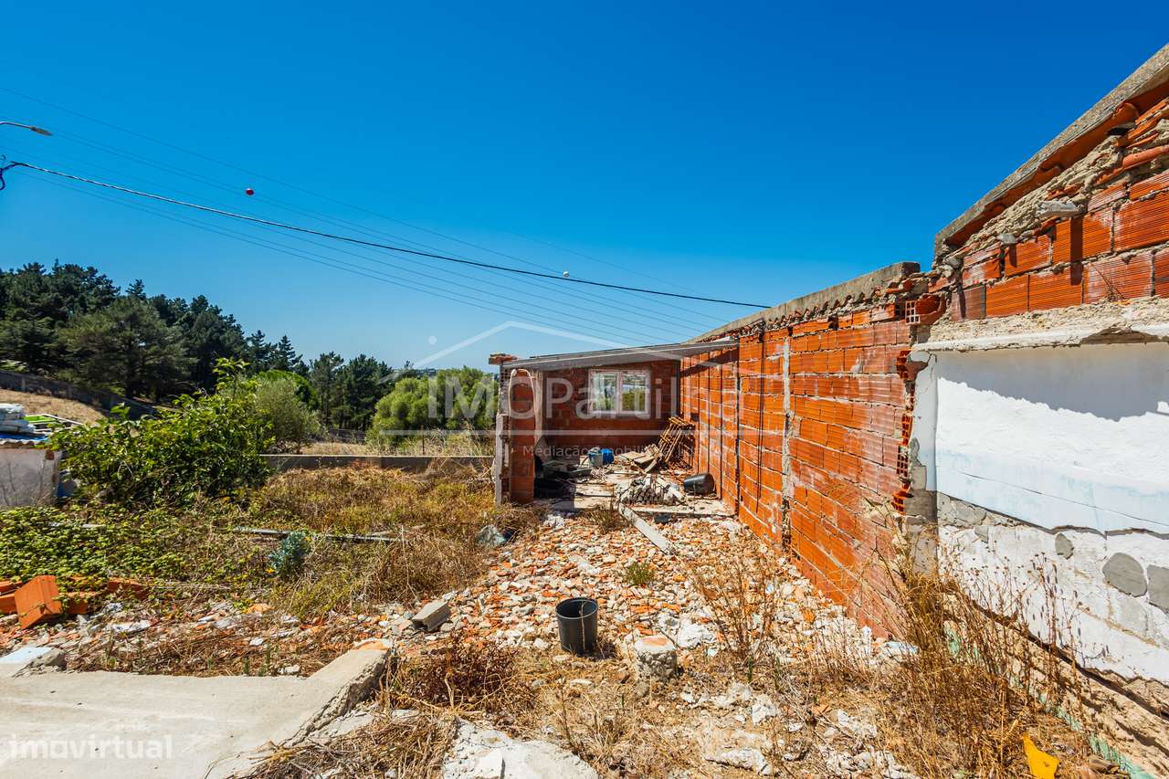 Manique de Cima | Prédio Urbano 255,5 m² | AUGI | Investimento-5