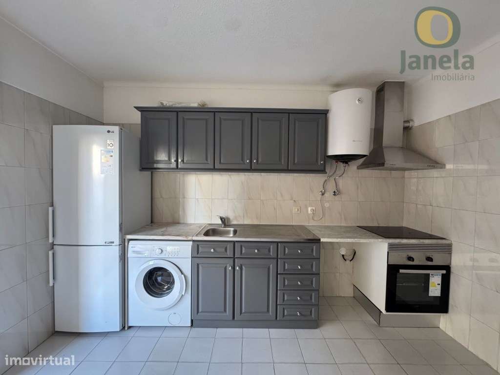 Apartamento T0 com Excelente Área no Centro de Faro - Ideal para Pr...-11