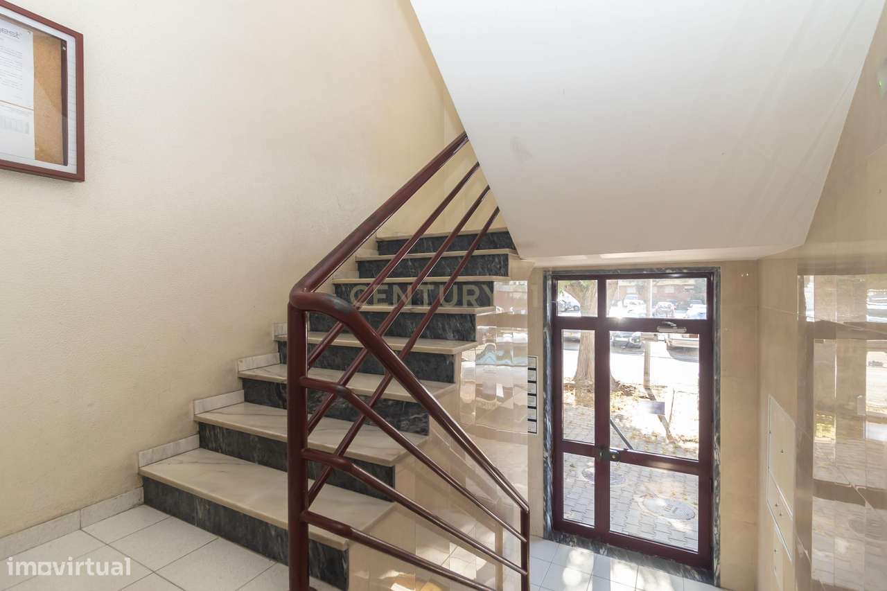 Apartamento T3 Vale do Cobro-33