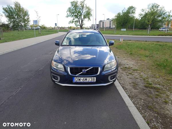 Volvo XC 70 D5 AWD Summum - 8