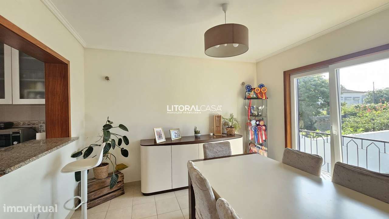 Moradia Isolada | T3 | Pátio | Terreno | Remodelada - Grande imagem: 4/47