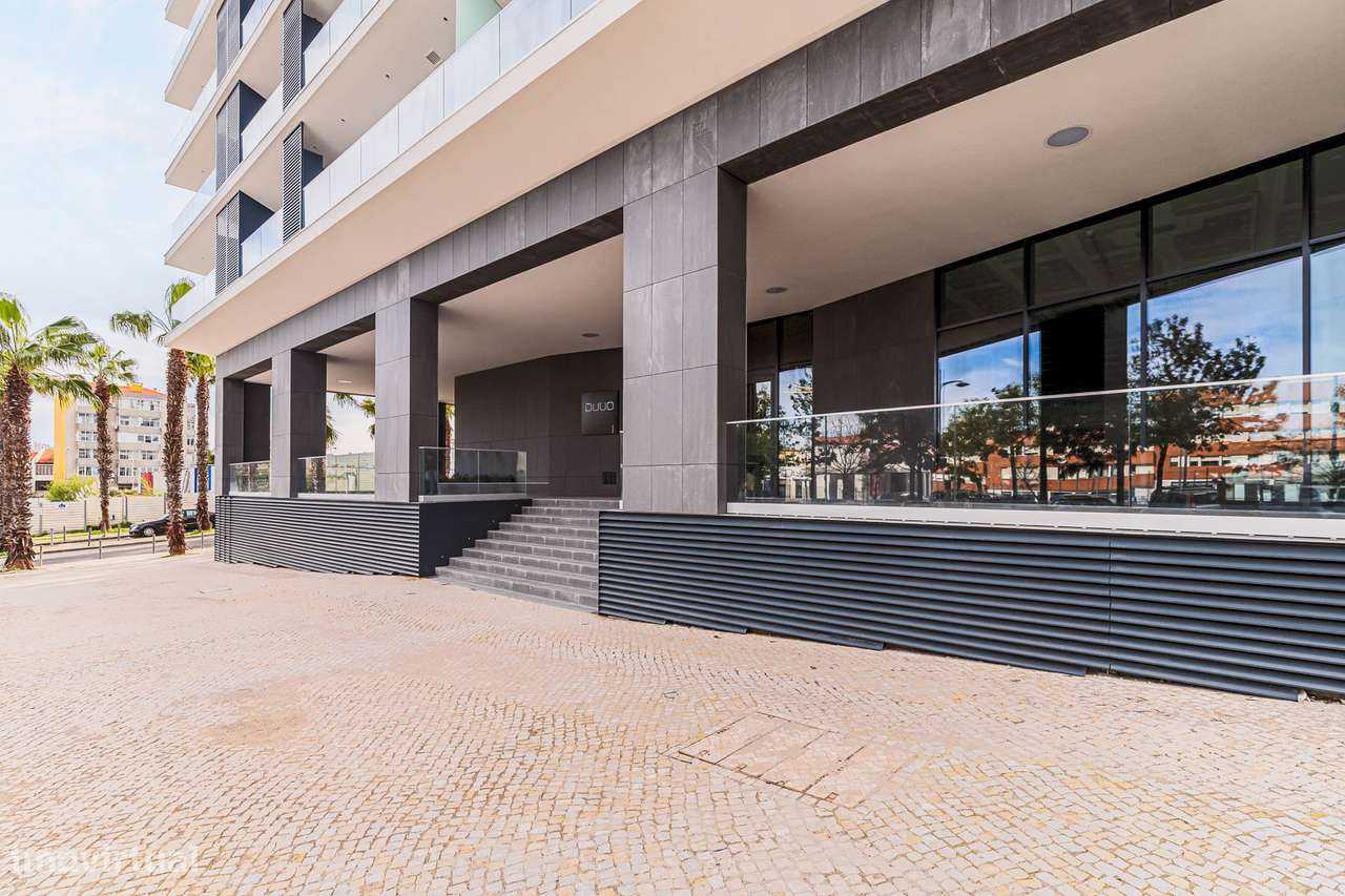 Apartamento t1 à venda na Avenida dos Combatentes, 70-14