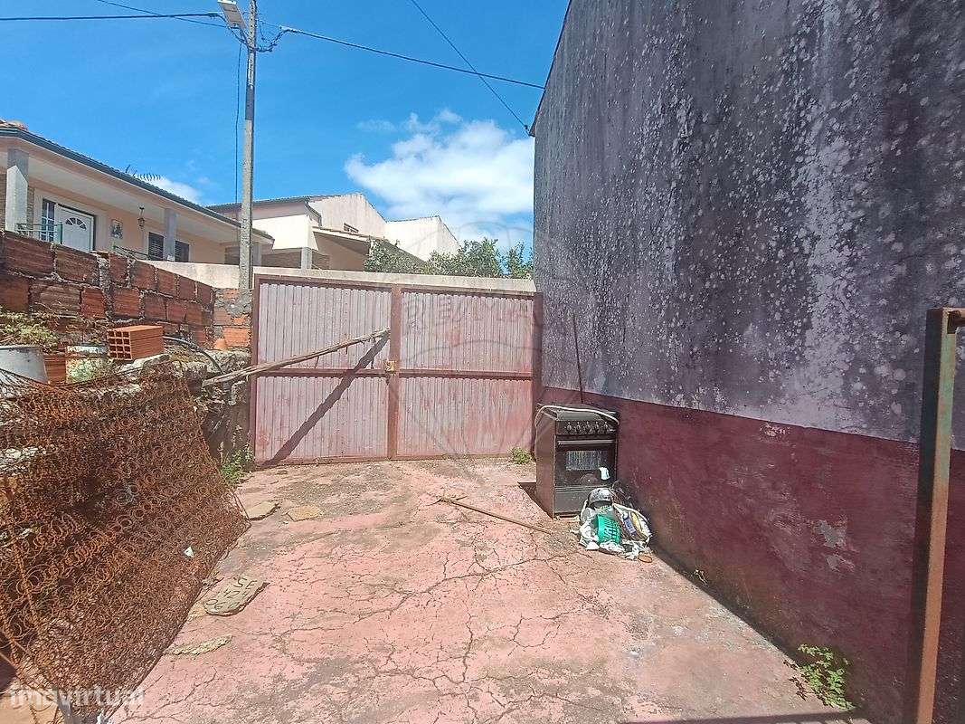 Moradia T2 para venda-1