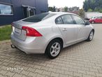 Volvo S60 D2 Powershift Kinetic - 3