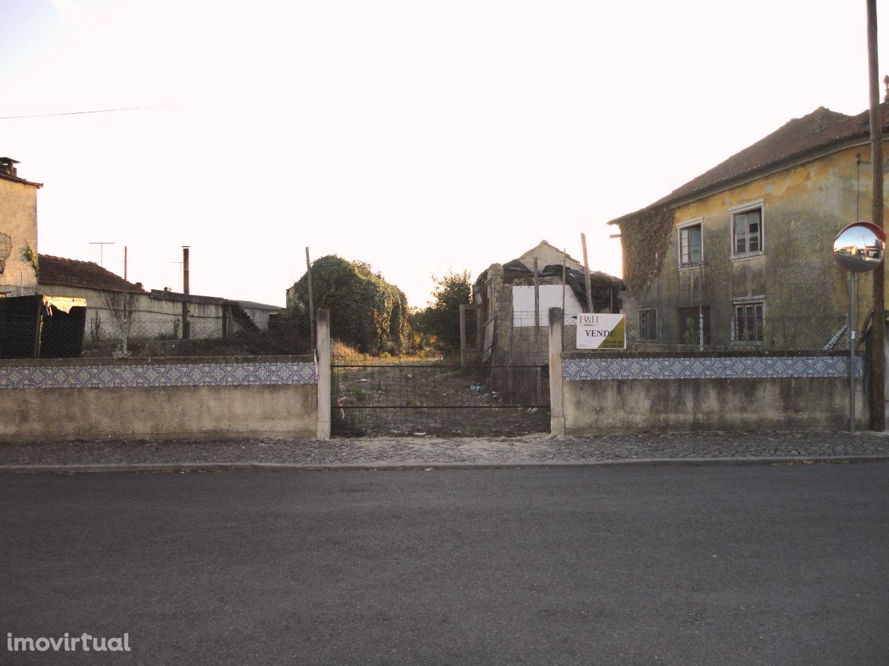 Terreno no centro de Vilamar