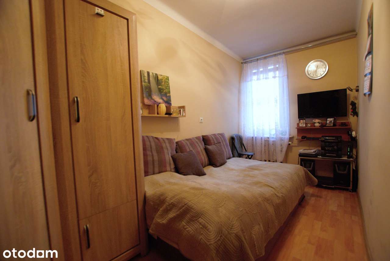 3 pokoje, osobna kuchnia, ul. Jesionowa (os. Szydłówek)v-9