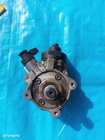 Pompa wtryskowa VW AUDI 2.0 TDI 03L130755AC - 1