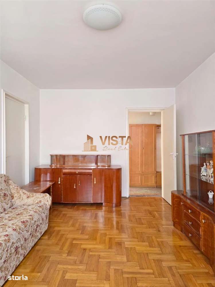 Apartament 3 camere, zona Astra-1