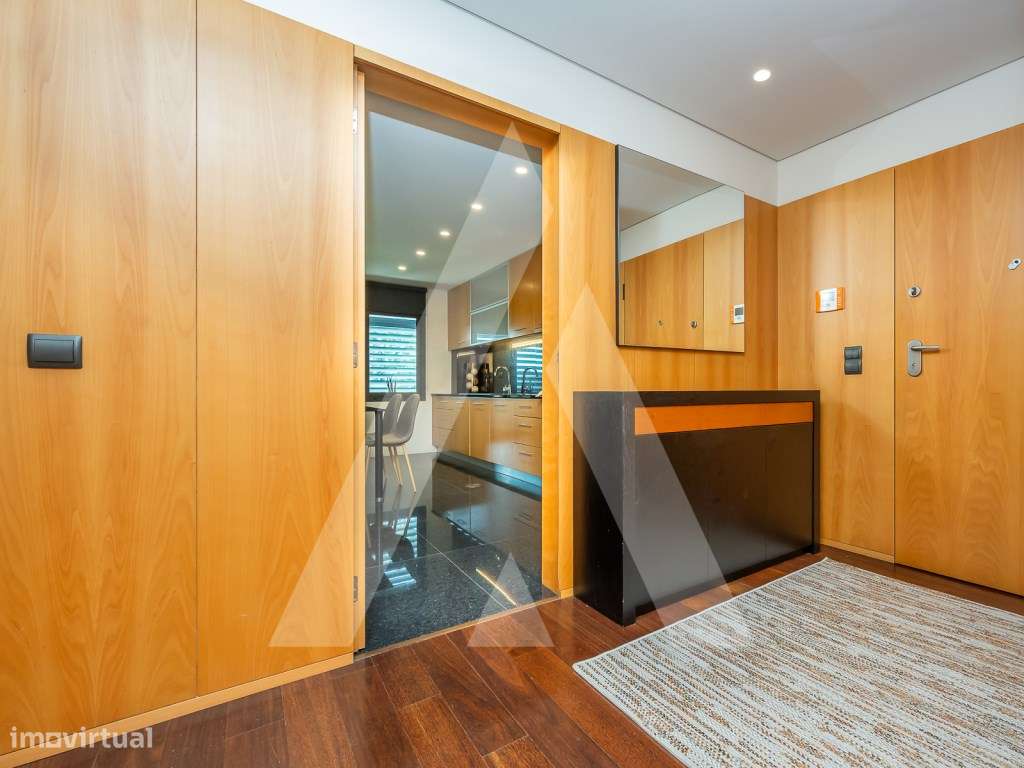 Apartamento T2 Centro de Ovar - Arrendamento - Grande imagem: 2/33