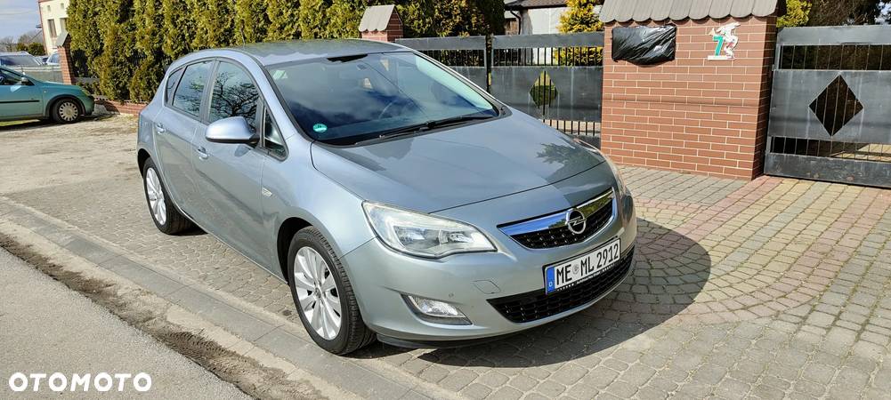 Opel Astra IV 1.4 T Edition 150 - 2