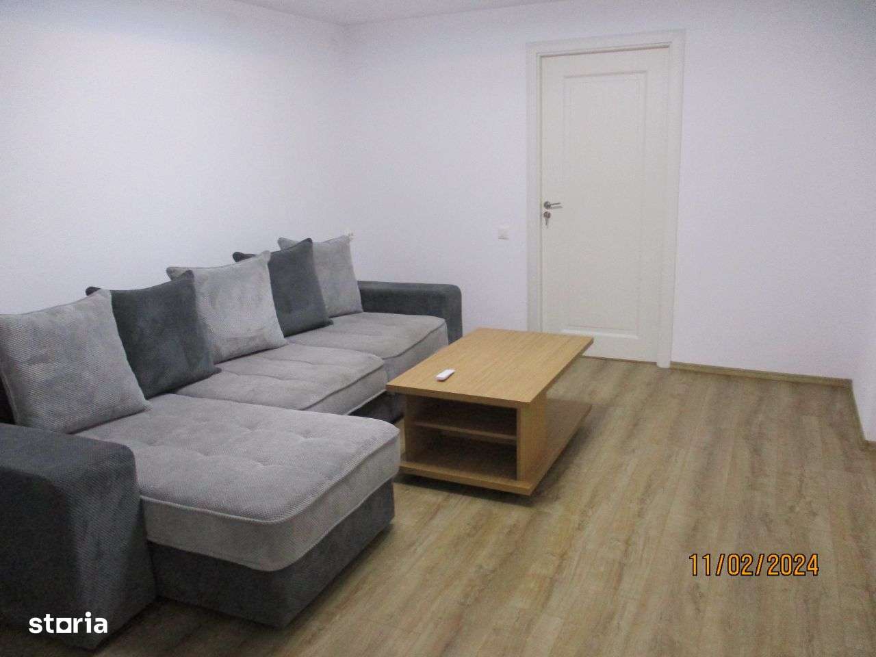 Comision 0 - Casa renovata cu 2 corpuri si gradina in Caransebes-6