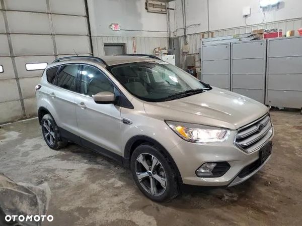 Ford Escape - 1