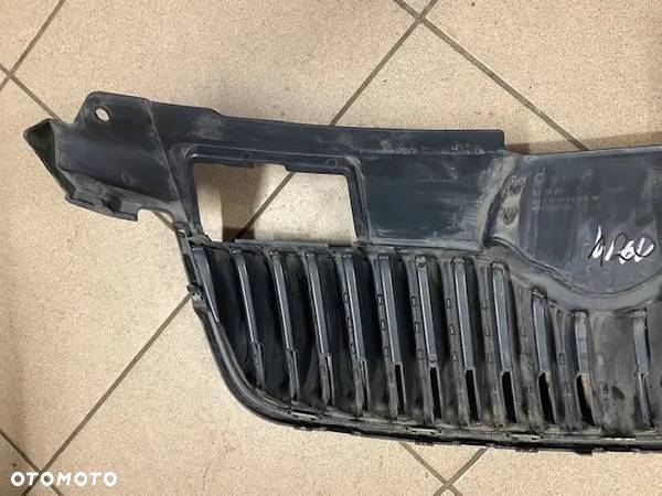 GRILL ATRAPA CHŁODNICY SKODA FABIA II SKODA ROOMSTER 5J0853668A - 5