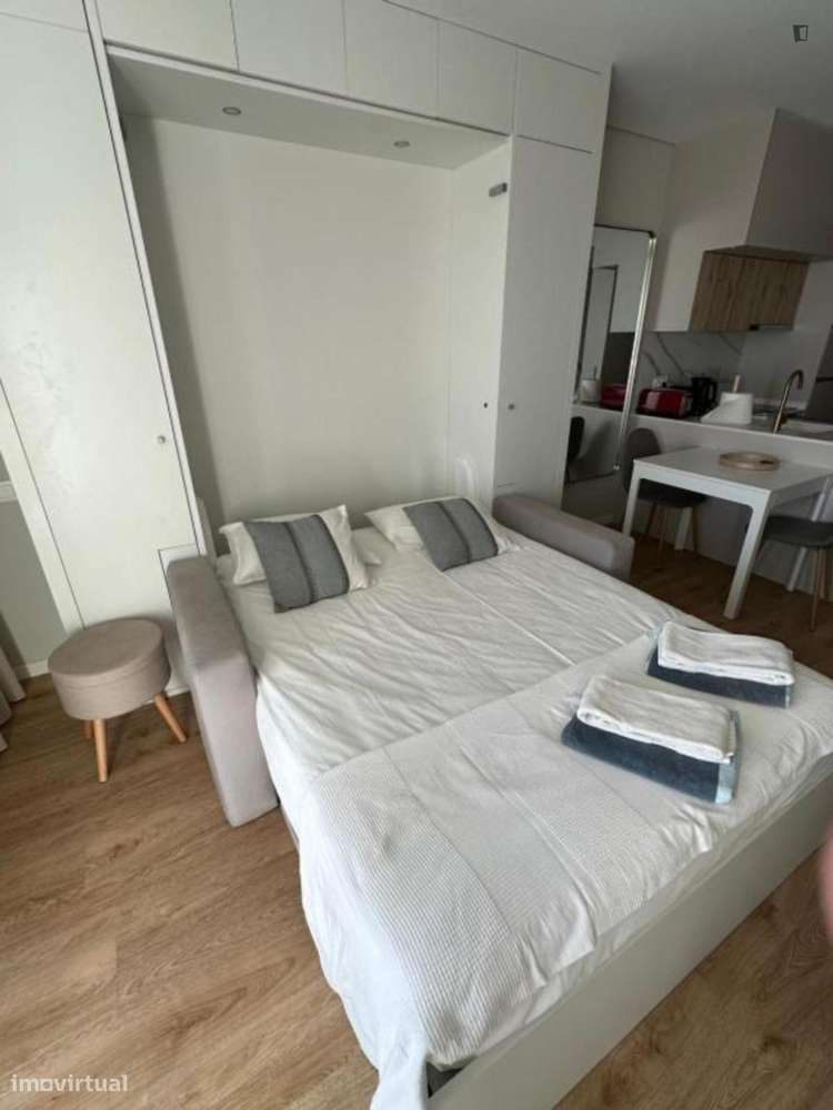 Estúdio - localizado em Paranhos Porto - Grande imagem: 3/6