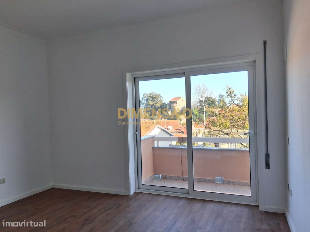 T3 em Águas Santas  Totalmente Remodelado com Garagem DCI159-9