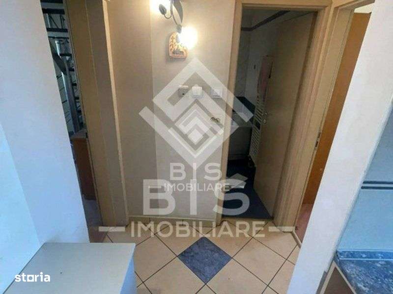 Apartament 4 camere scara interioara - Imagine principală: 5/17