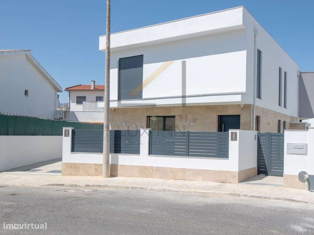 Moradia T4 isolada - Construção Nova-56