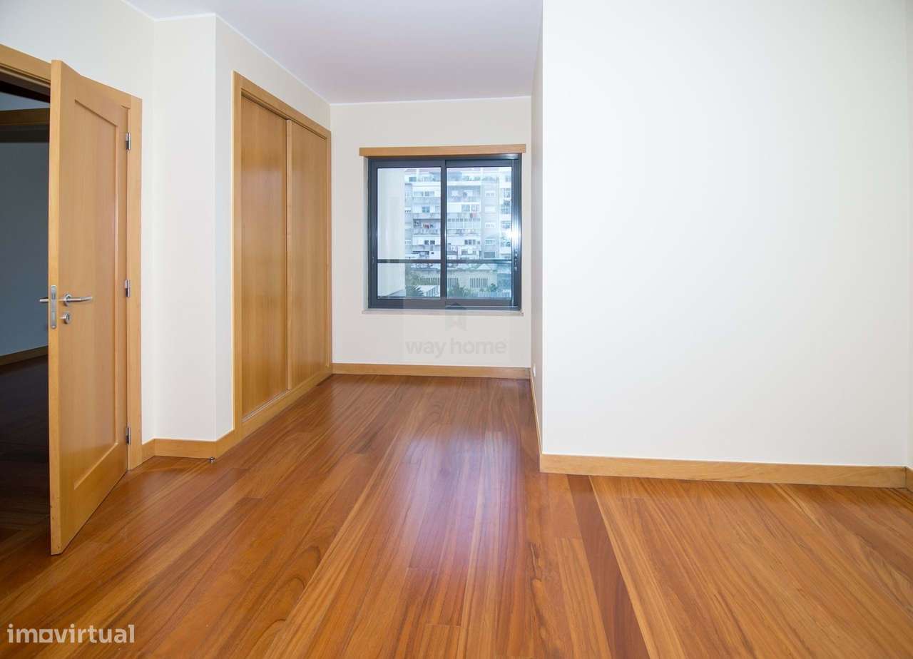 Apartamento T3 | Condomínio Privado Páteo Sá Miranda | Alto de Sto. Am-20