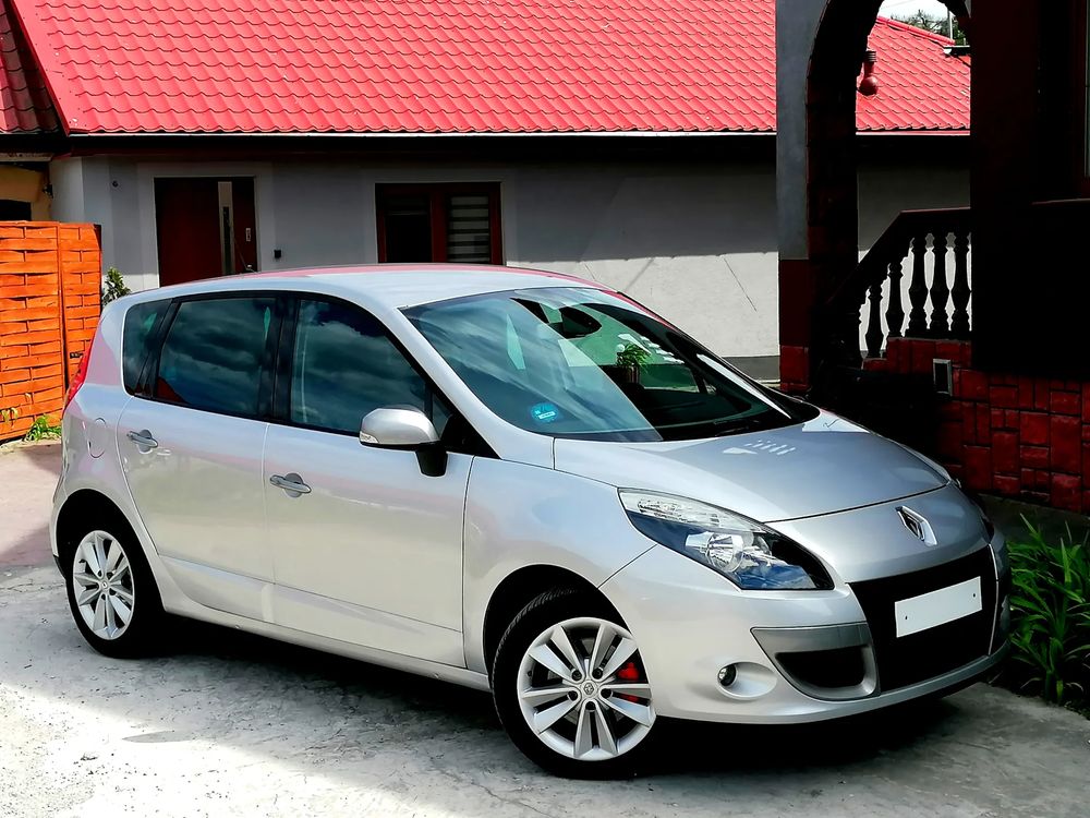 Renault Scenic III TCe 130 Bose Edition 2010