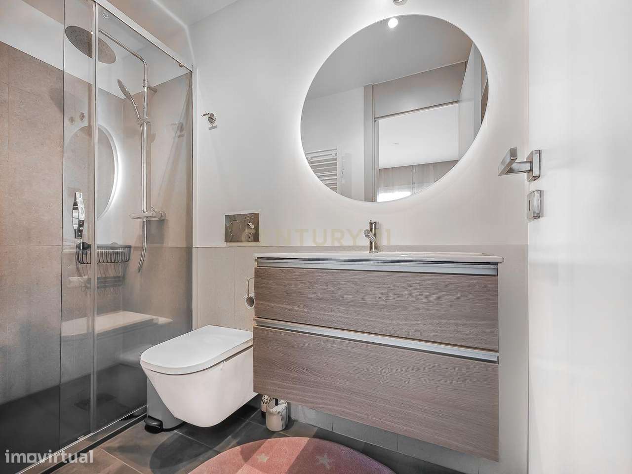 Moradia T4 em Condomínio Privado | Piscina | 6WC | Jardim | Terraço |-27