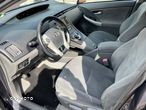 Toyota Prius (Hybrid) Executive - 14
