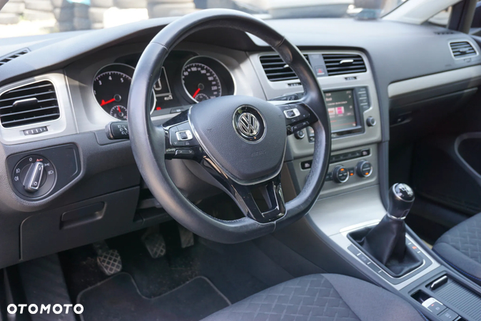 Volkswagen Golf VII 1.4 TSI BMT Comfortline - 23