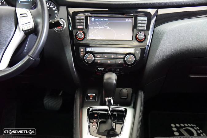 Nissan Qashqai 1.6 dCi N-Connecta 18 Xtronic - 21