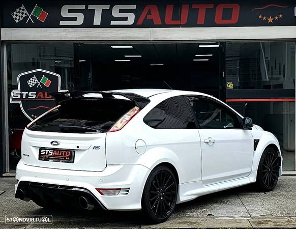 Ford Focus 2.5 T RS - 13