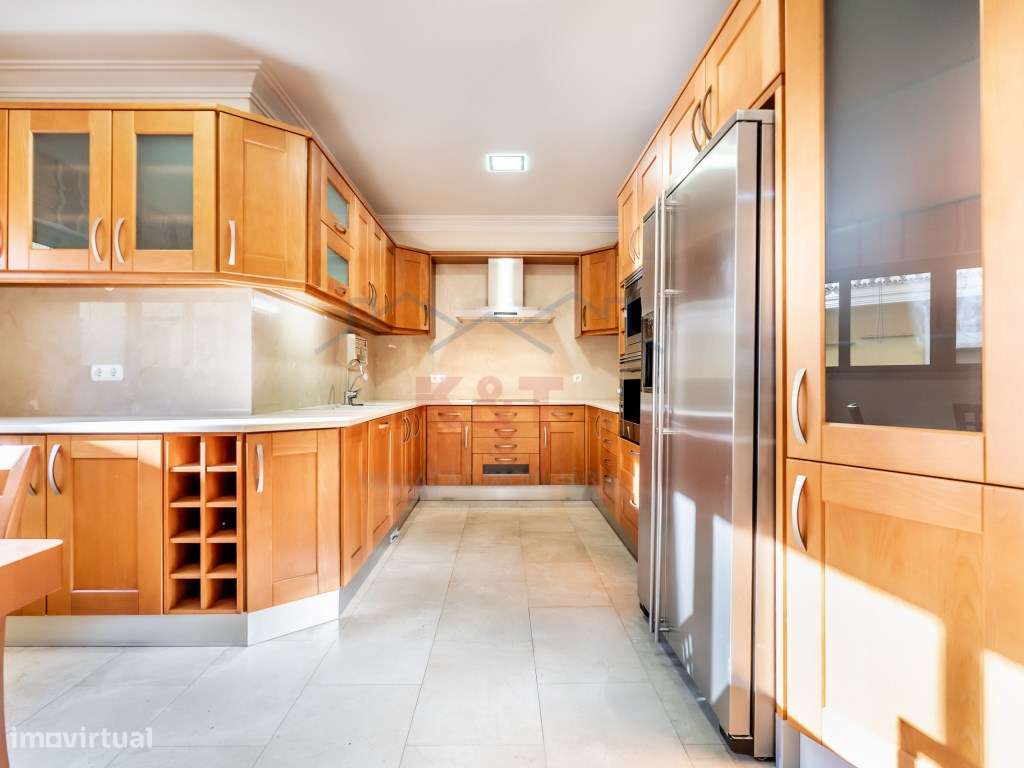 Moradia T5 de Luxo + Apartamento T3 - Lagoa-48