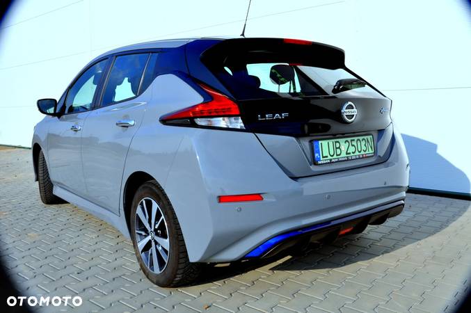 Nissan Leaf 40kWh N-Connecta - 11