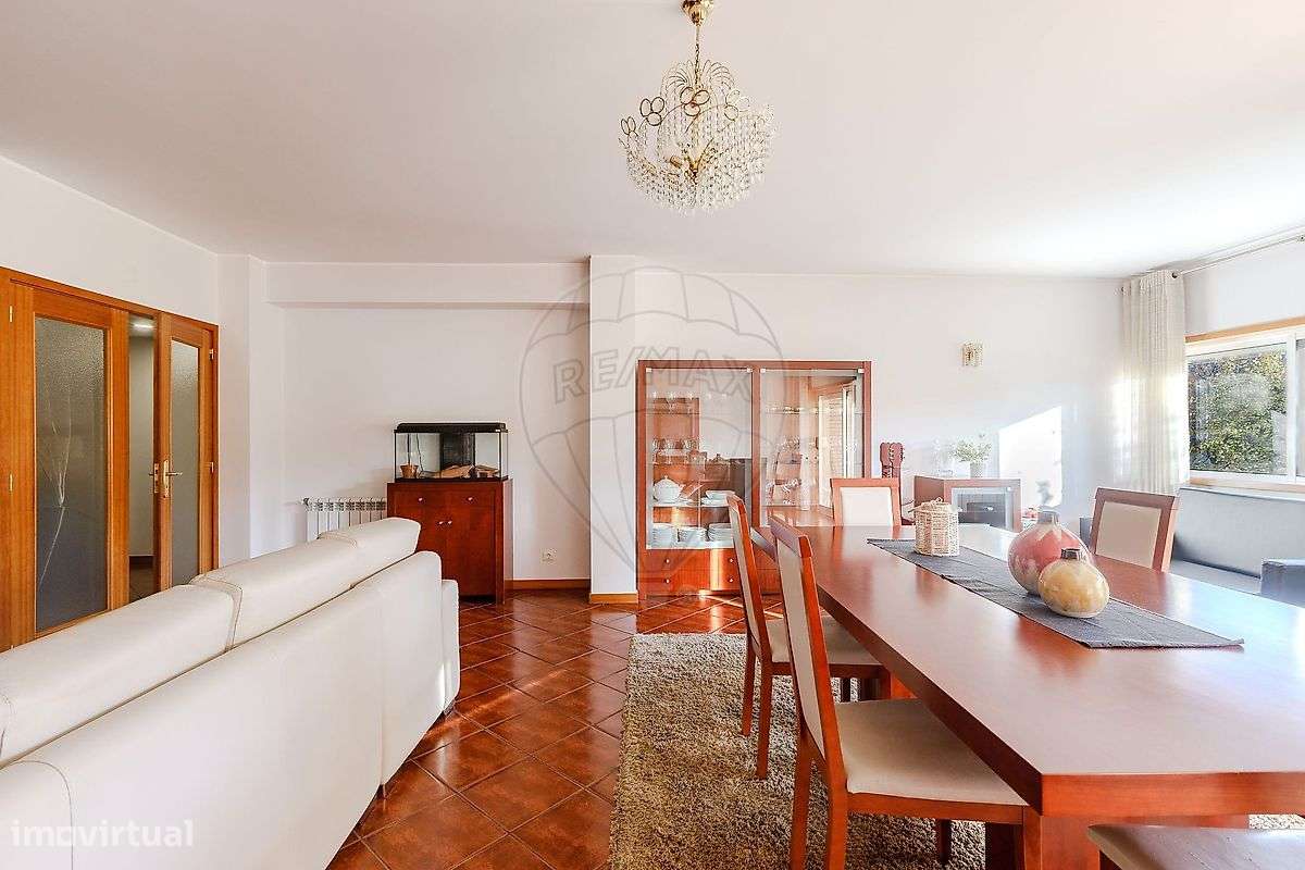 Apartamento T4 para venda-1