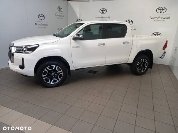 Toyota Hilux 2.8 D-4D Double Cab SR5 4x4 - 2