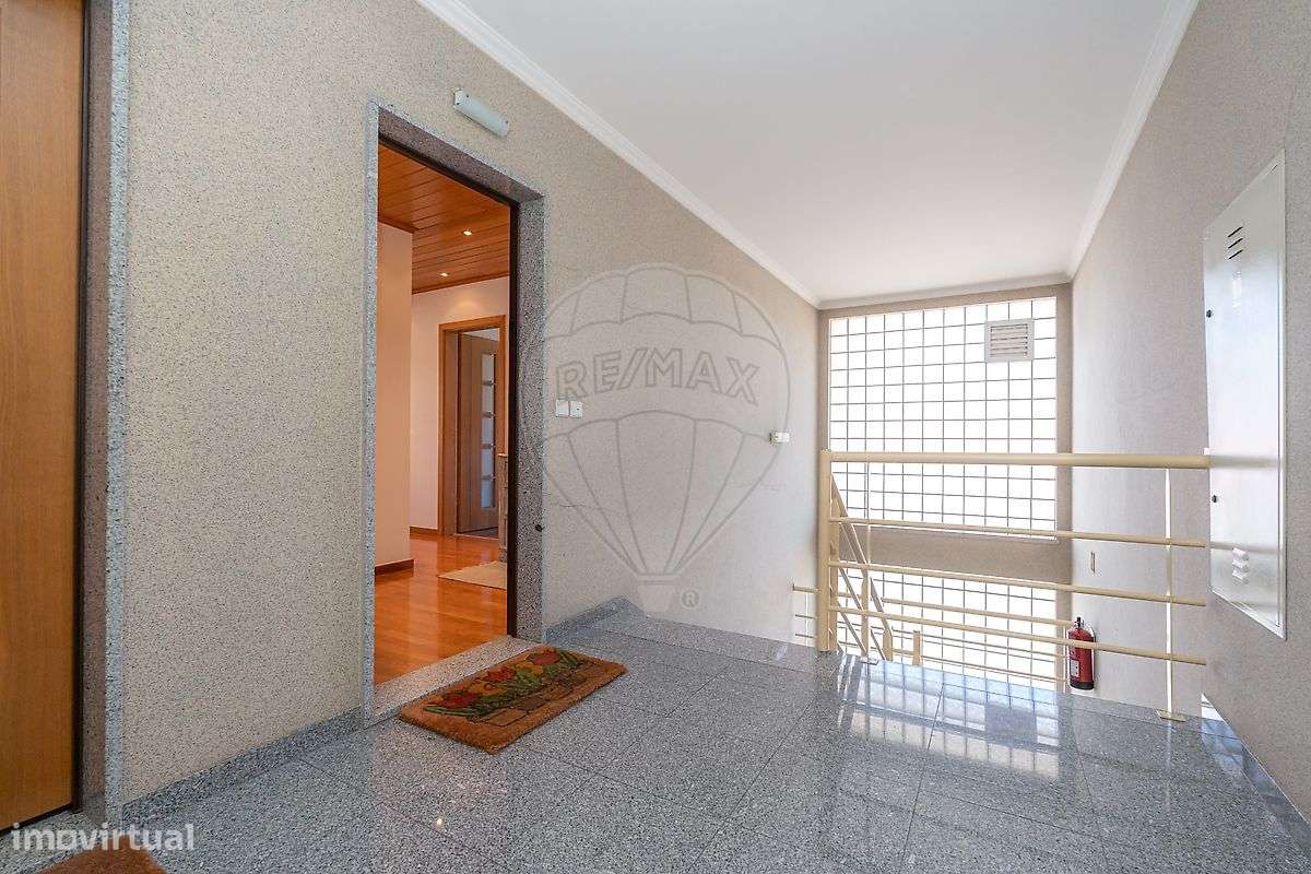 Apartamento T1 para venda - Grande imagem: 2/23